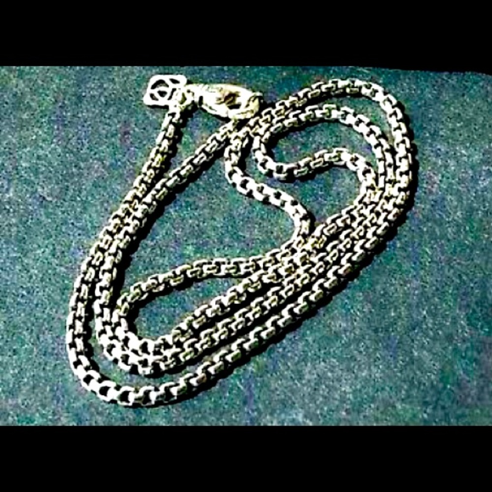 David Yurman Chain w/ 18k gold & Sterling pendant